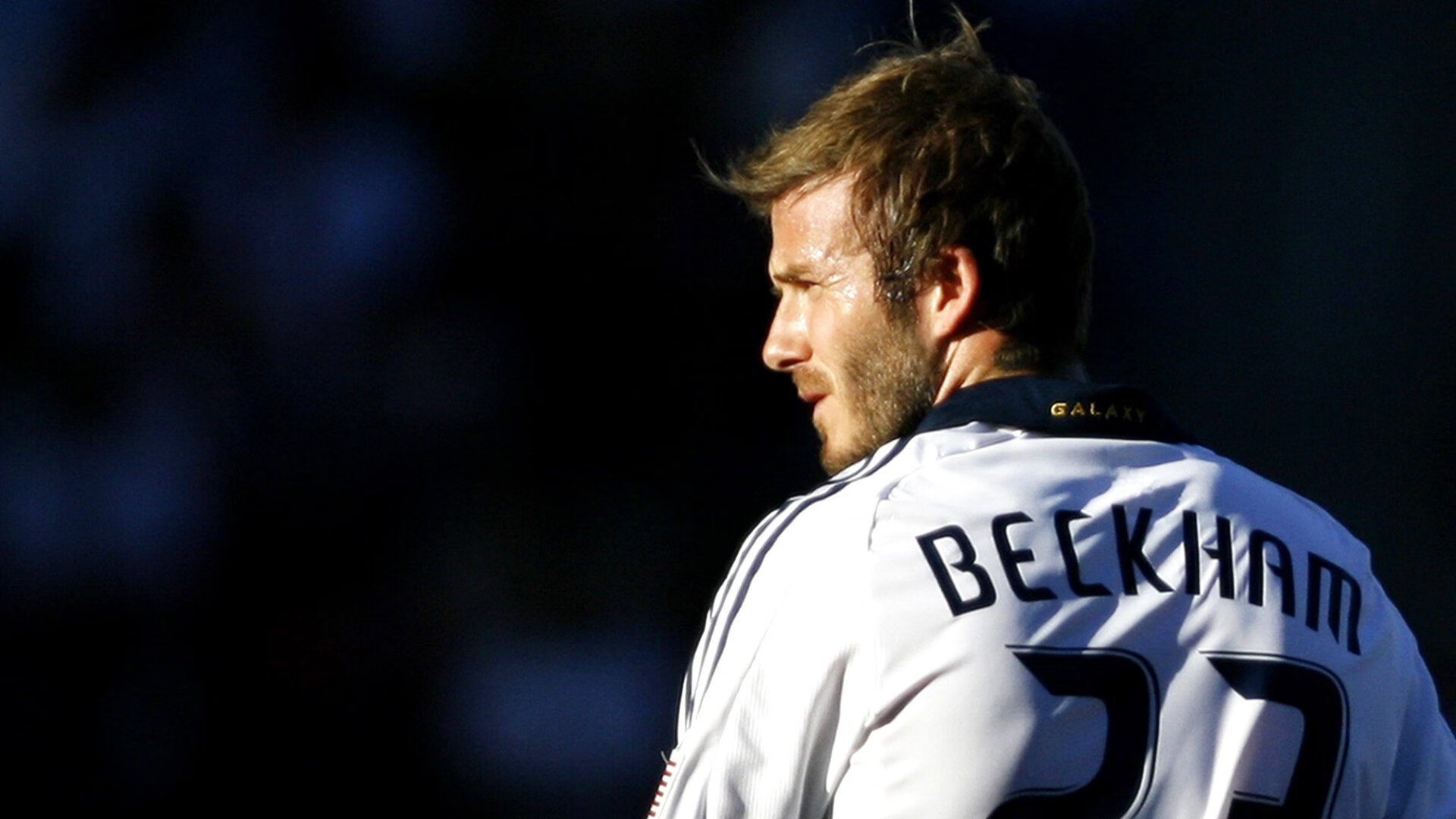 足球改革方案包含裁判独立委员会提升专业程度，足球体制改革